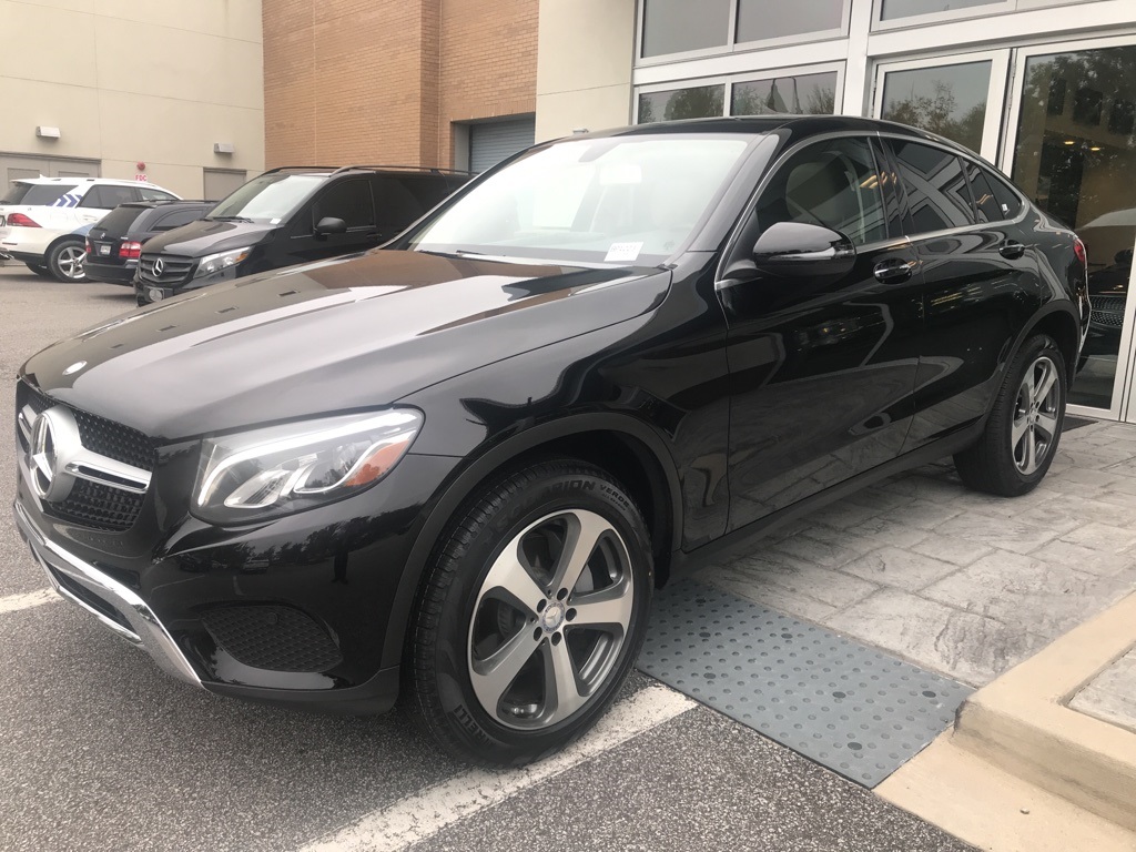 Certified Pre Owned 2017 Mercedes Benz Glc Glc 300 Coupe 4matic Coupe